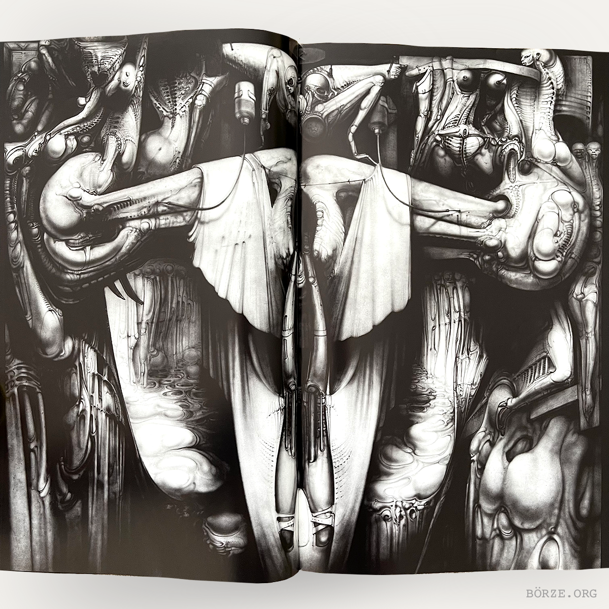 1988 HR GIGER'S NECRONOMICON II. SOFTCOVER ZURICH EDITION C WITH ENGLISH BOOKLET