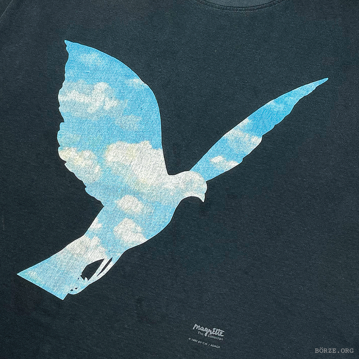 1992 MAGRITTE 'THE LARGE FAMILY' (LA GRANDE FAMILLE)' DOVE ADAGP SINGLE STITCH VINTAGE ART T-SHIRT XL